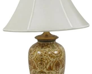 250xx - Wildwood Gold Damask Lamp 31" Retail $1515 Lamp direct from showroom, it is untested, buying as is