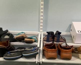 WOMENS SHOES