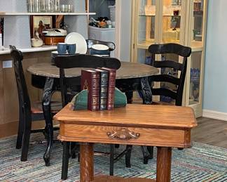 ANTIQUE DESK