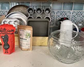 BAKEWARE