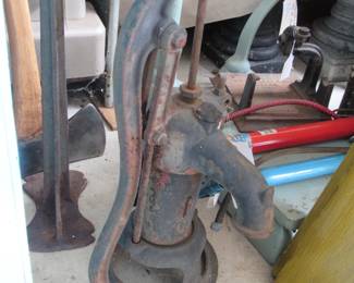 pitcher pump
