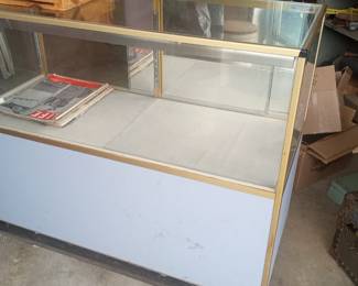 Display cabinet