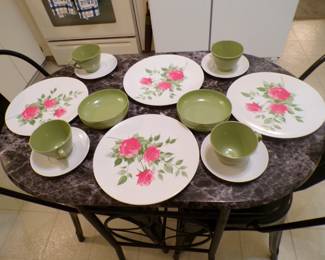 Closer View of 1950's/60's Dishes