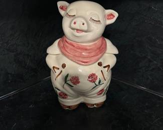Pig cookie jar
