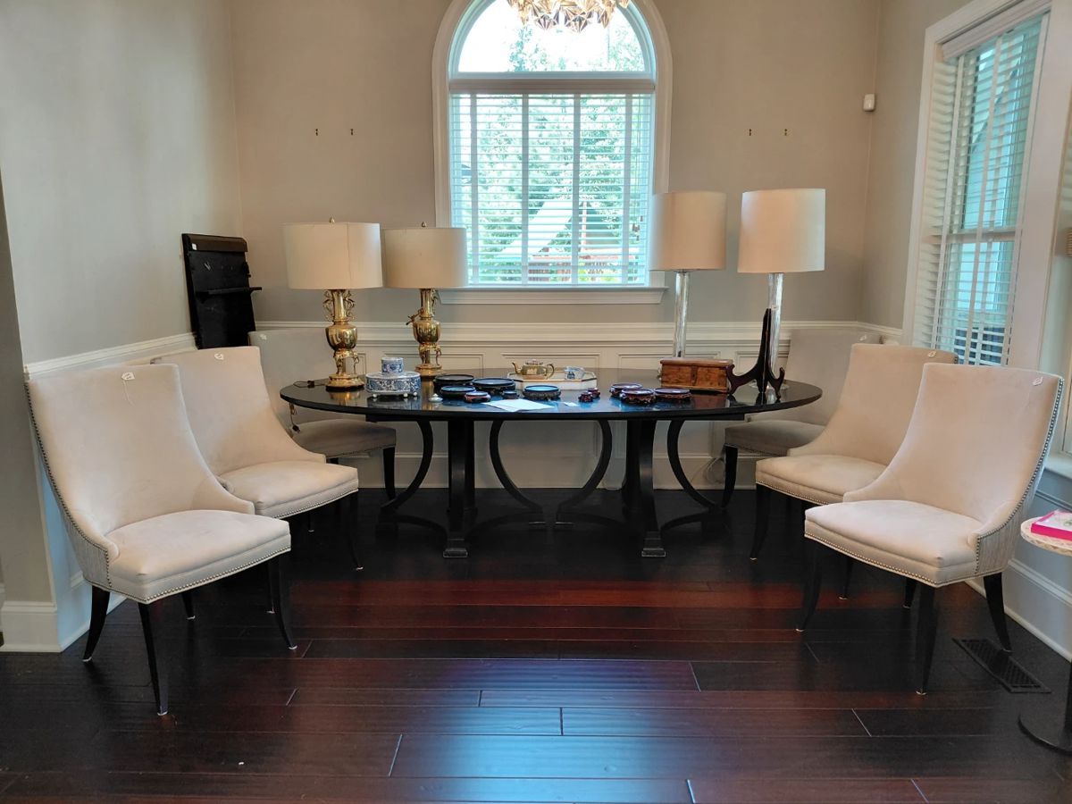 Stunning dining table with (1) 24" extension. 6 beautiful custom chosen upholstery chairs!