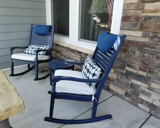 Beautiful outdoor rockers with cushions
