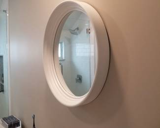 Wall mirror