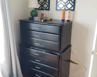 7-drawer dresser