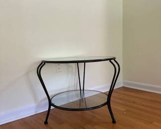 Round glass iron table 