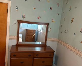 maple dresser with mirror 