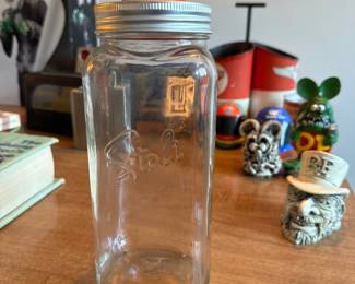 Stoli glass measured mason jar cocktail shaker 
