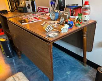 antique drop leaf table 