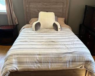 distressed wood queen bed frame 