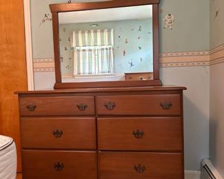 maple dresser with mirror 