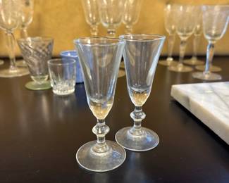 stemmed cordial glasses 