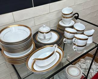 Noritake Crestwood Gold China set 