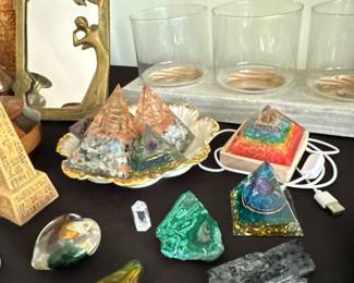 stones/crystals 