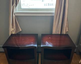 cherry wood nightstands 