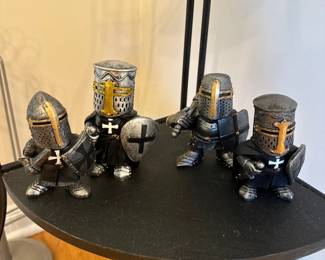 Mini Metal Knight Statues 