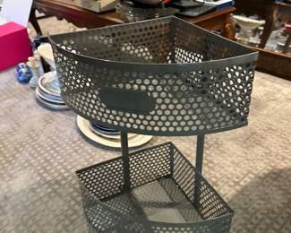 2 tiered corner shaped metal basket 