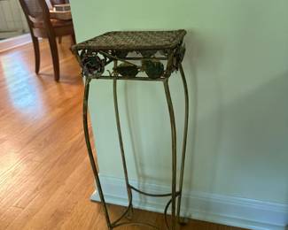 metal plant stand 