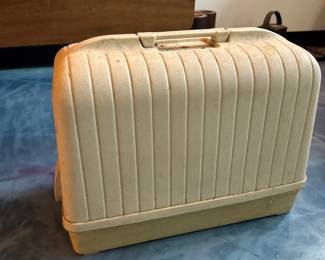 Vintage Singer Sewing  Machine case 