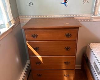 Maple Chest of Drawers 