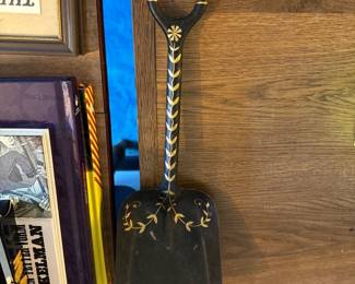 decorative shovel 