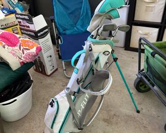 Kids golf clubs 