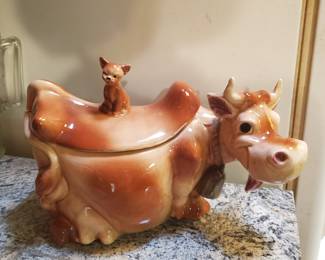 Cow cookie jar 