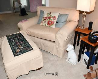 072Family Room
