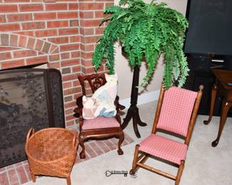 090Family Room