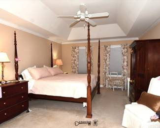 212Bedroom A