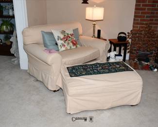 069Family Room