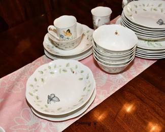 004Some Highlights Campton Hills Estate Sale