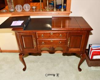 041Family Room