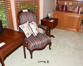 057Family Room