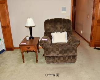323Bedroom A