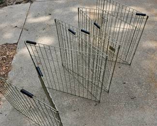 Fencing for a small pet