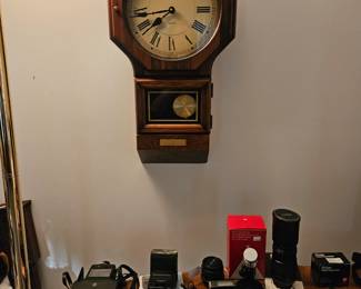 Working Dow wall clock