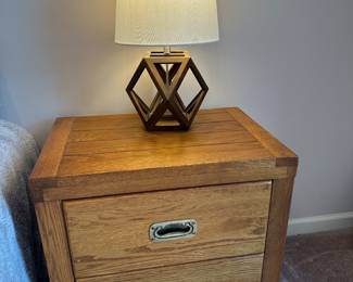 Night Stand
Table Lamp