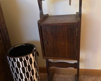 Tobacco Cabinet, Vase