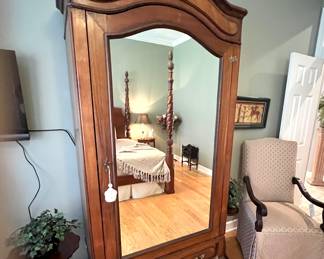 Armoire