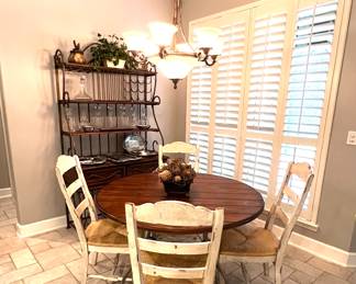Breakfast Nook - Dinette Table - 4 Chairs - Display Shelving Cabinet /Wine Rack