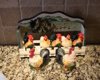 Rooster & Chicken Decor