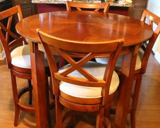 Bar Height Table W/4 Chairs