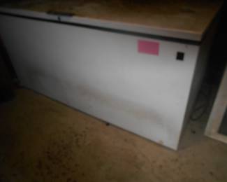 Chest freezer