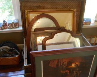 Framed pictures & Mirrors