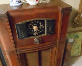 vintage radio