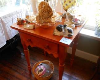 Nice 1 drawer nightstand